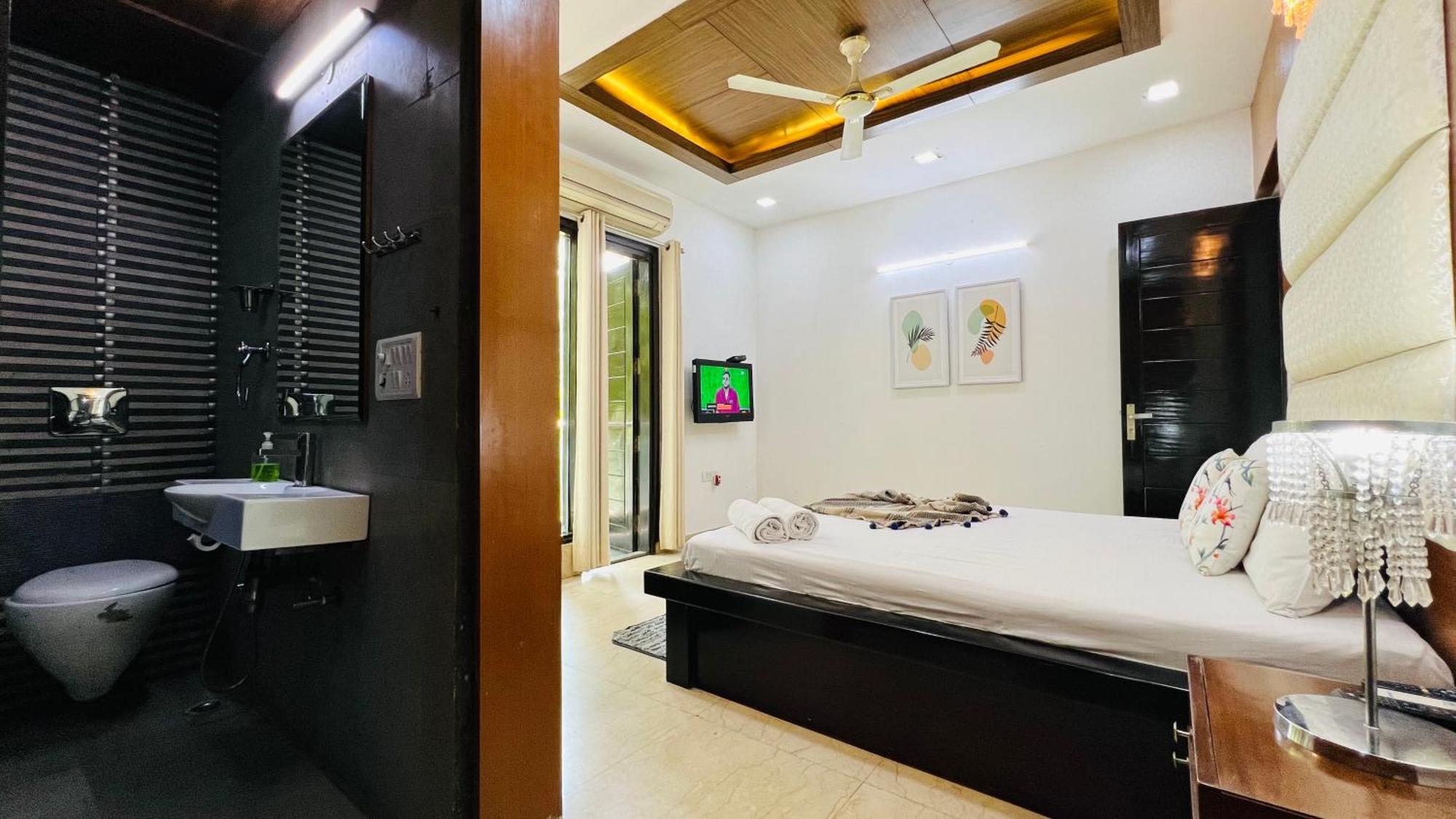 Apartment Bluo 3bhk Park, Private Garden Balcony, Lift